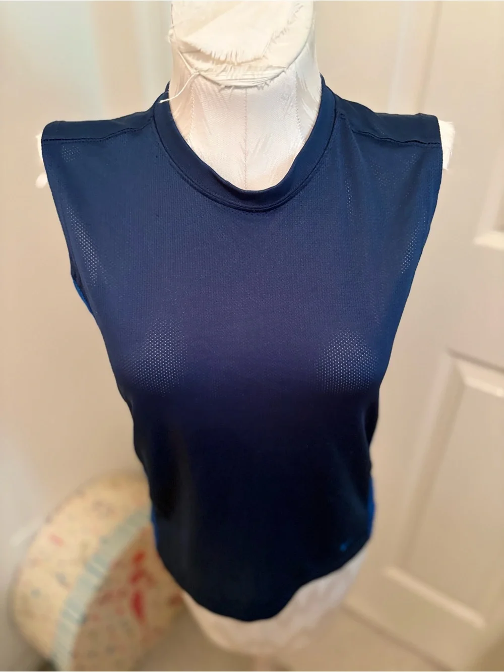 Nike Girls Navy Sleeveless Performance Tank Top M 10/12